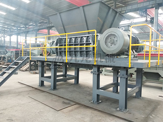 雙軸撕碎機(jī) 雙軸撕碎機(jī)