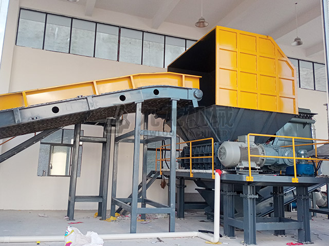 大件垃圾撕碎機(jī)在安裝時(shí)有哪些細(xì)節(jié)(圖1) 大件垃圾撕碎機(jī)在安裝時(shí)有哪些細(xì)節(jié)(圖1)